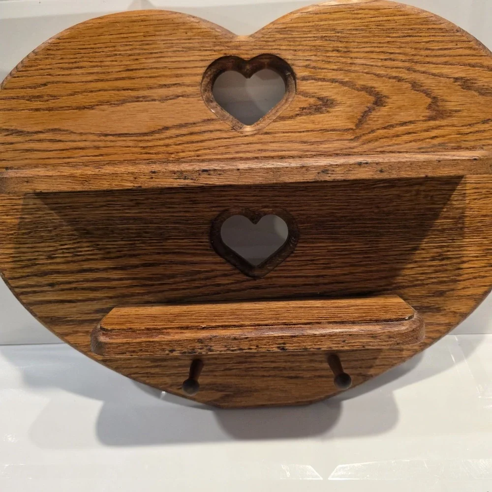 Vintage Cottage Core Style Heart Shaped Solid Wood Wall Shelf  15